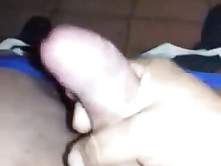 Semen caliente ♨️ locker room masturbation amateur